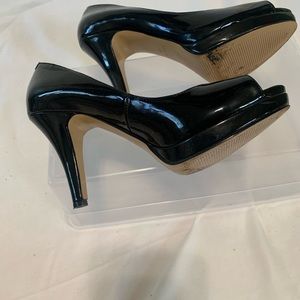 Nine west women’s peep toe patton leather high heel